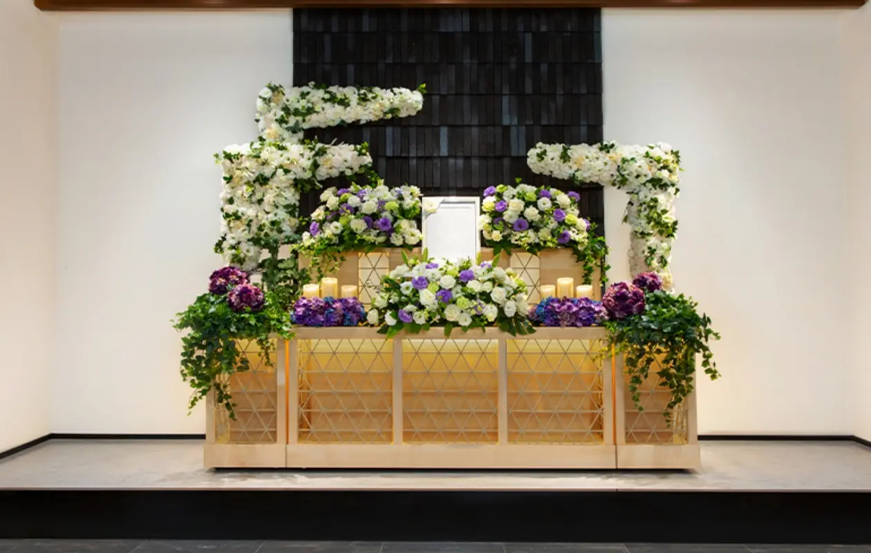 家族葬プラン80祭壇装飾